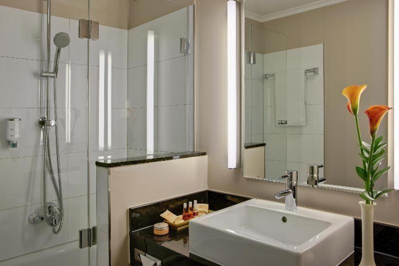 Steigenberger Dortmund Hotel Room photo